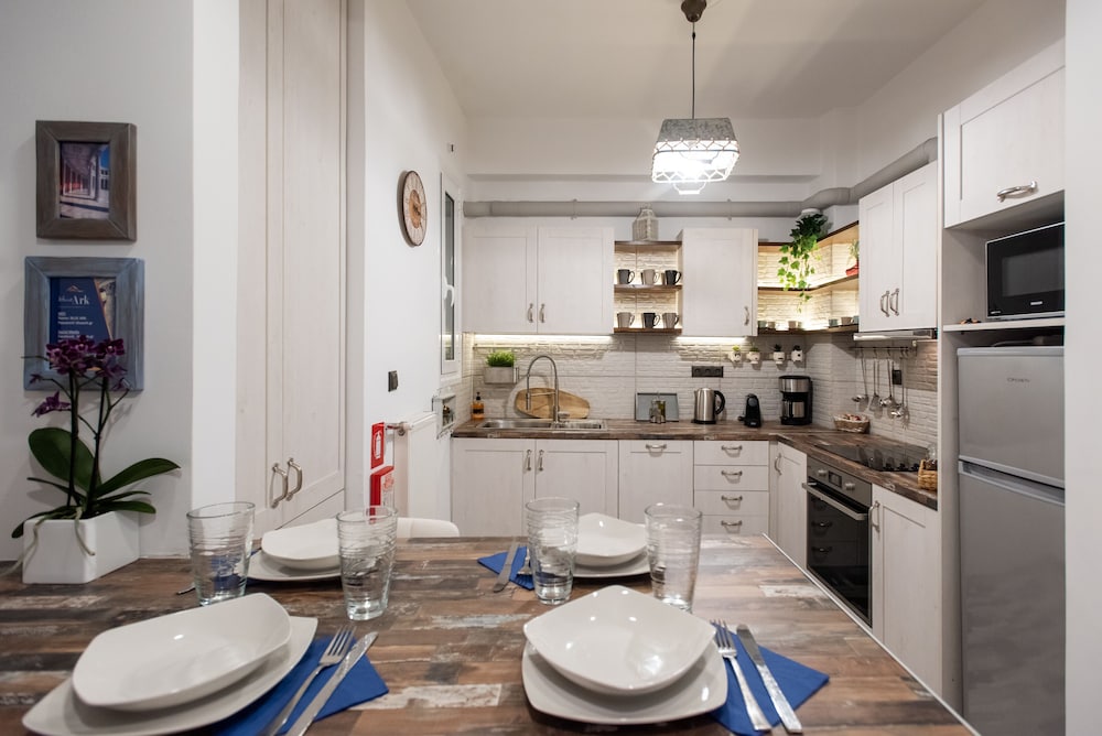 Фото Bue Ark Loving Athens