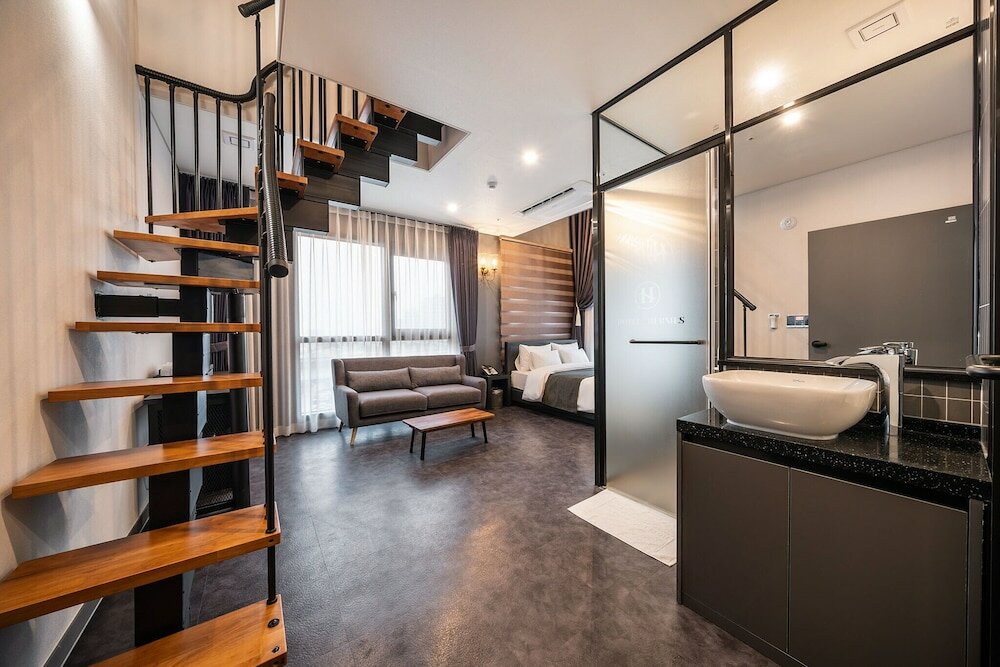 Фото Hermes Hotel Yongin