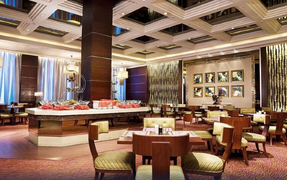 Фото Yungang Jianguo Hotel