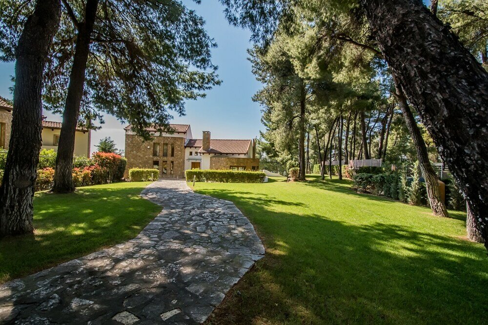 Фото Halu! Luxury Villa with Private Pool