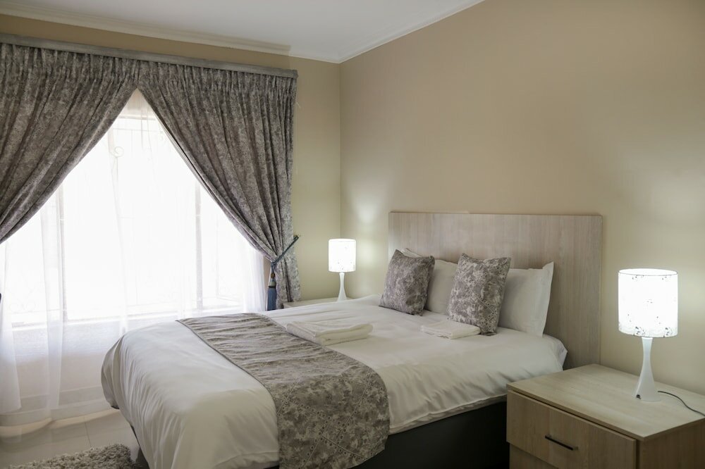 Фото Haithoms Tlokweng