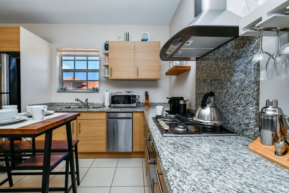 Фото New Listing Stunning Island Getaway With Pool!