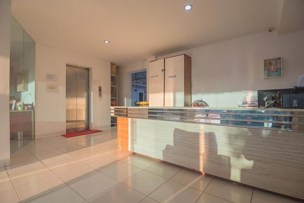 Фото RedDoorz near Living Plaza Balikpapan