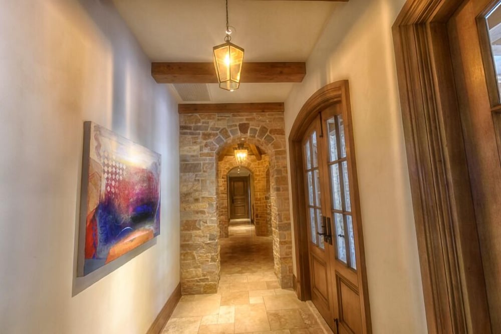 Фото Lx1: Chateau D' Renaitre - Carmel-by-the-sea Luxury Villa: