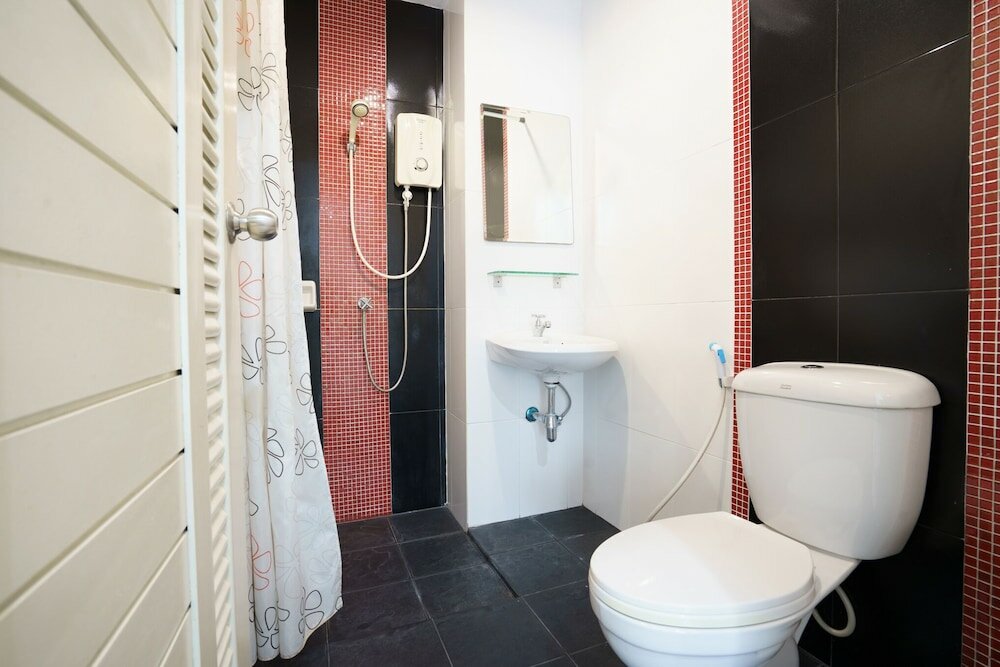 Фото Modern Place Patong Beach