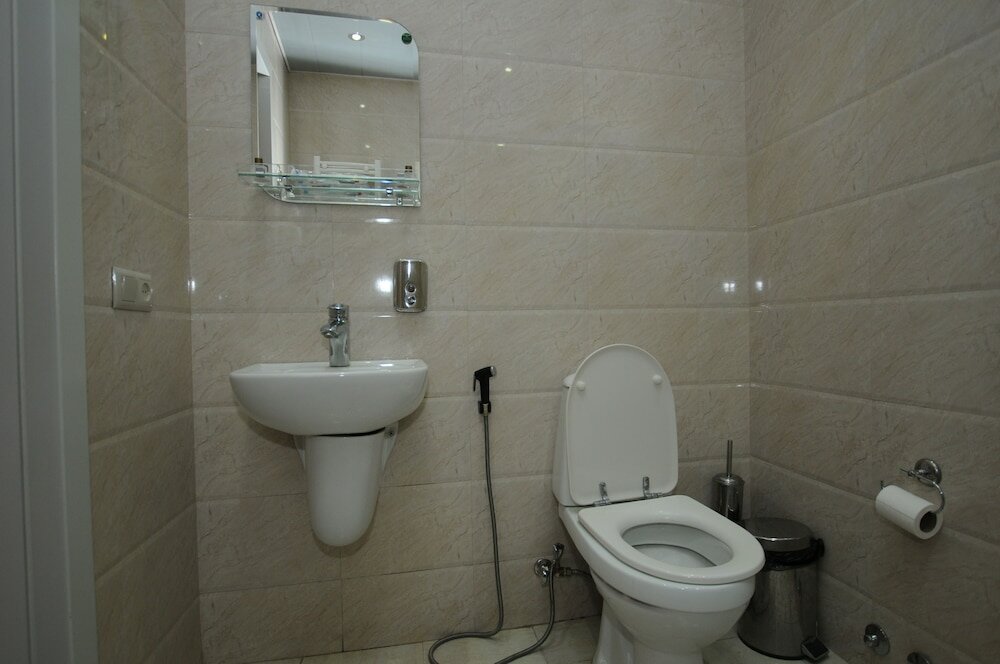 Фото White House Hotel