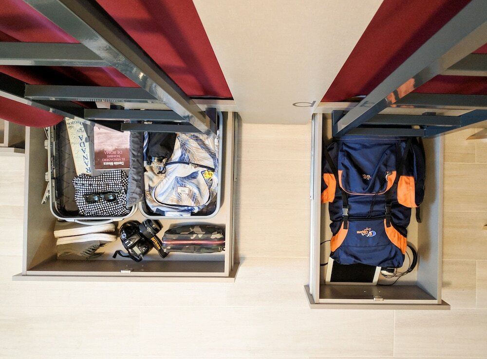 Фото Broz Hostel