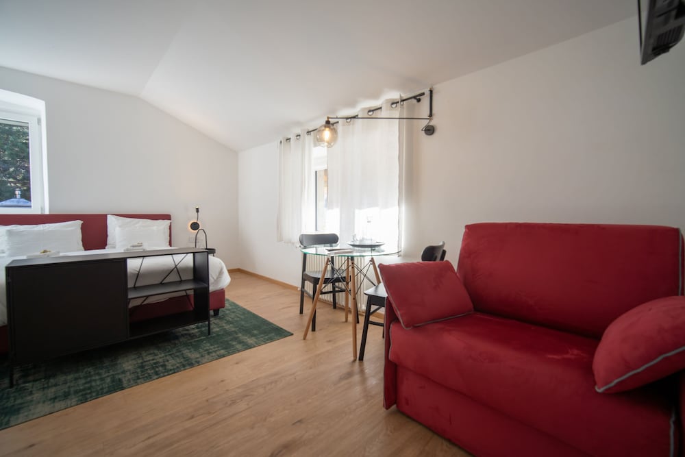 Фото Guesthouse diWINE