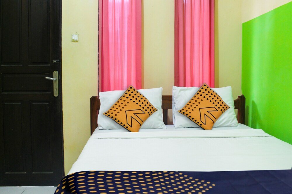 Фото Spot On 91227 Al Bayt Syariah Guest