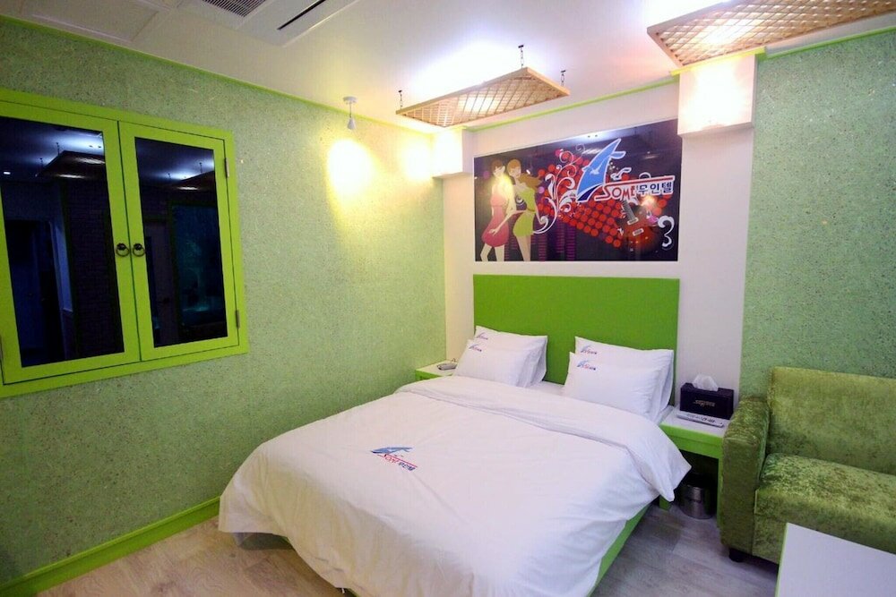 Фото Buan Gyeokpo Some Hotel