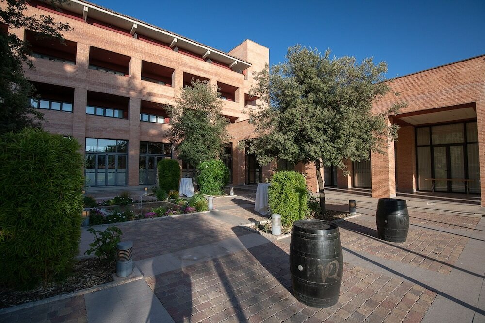 Фото Hotel Intur Alcázar de San Juan