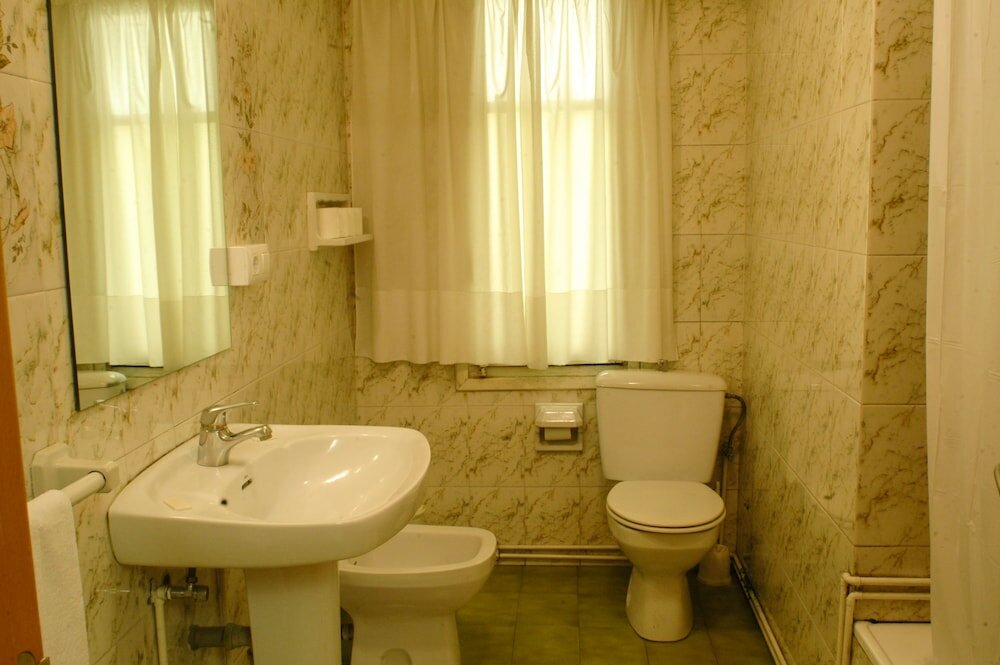 Фото Hostal Manjón