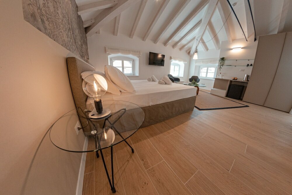 Фото Tergestroom & Boutique Apartments