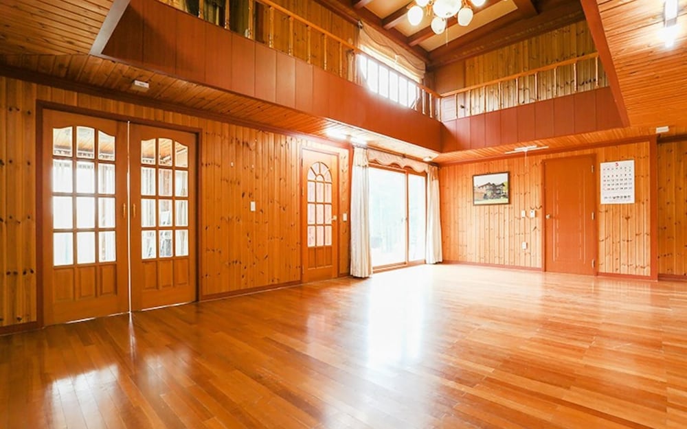 Фото Yeoju Dugyeonsae Meomunjari Pension