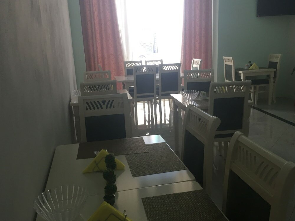 Фото Lukas Hotel