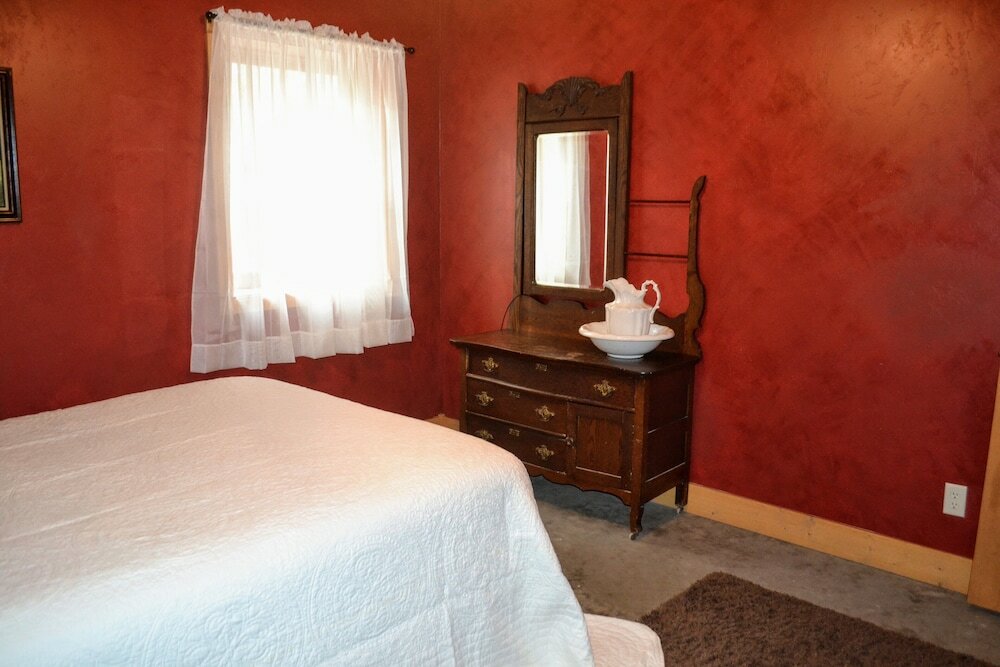 Фото Mitten Lake Hideaway