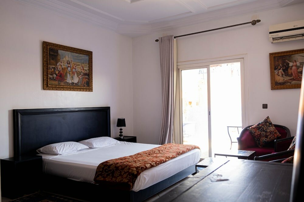 Фото Apart Hotel Larbi