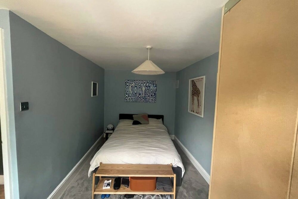 Фото Characterful 1bd Flat w Private Gym - Brockley