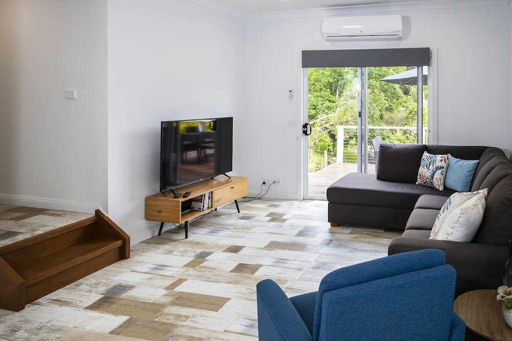 Фото Warburton Digs