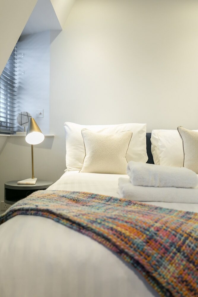 Фото Urban Chic - Rathbone