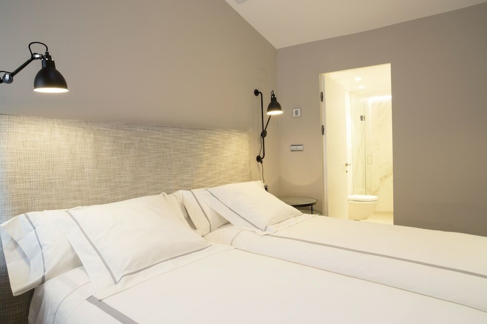 Фото Spain Select Santa Ana Apartments