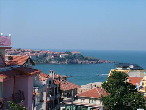 Фото Дом Младенови