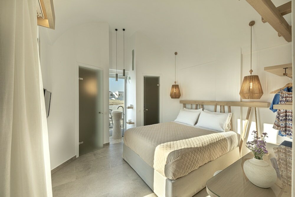 Фото Alafropetra Luxury Suites