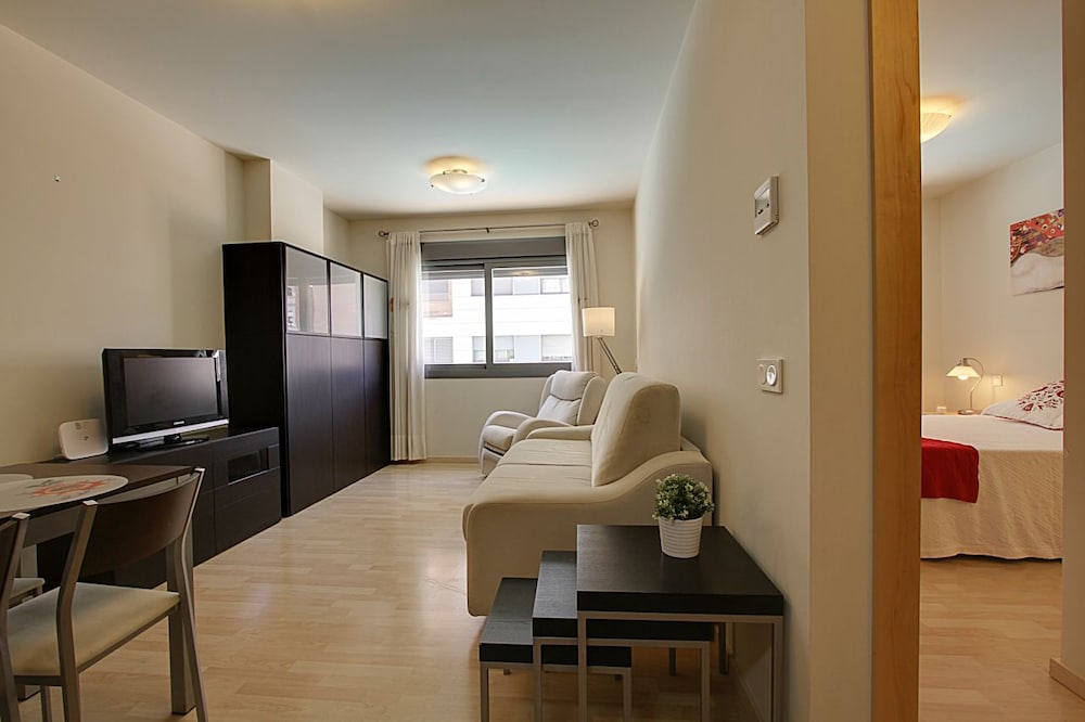 Фото Apartamento Top Malaga Calle Pacifico con piscina y parking