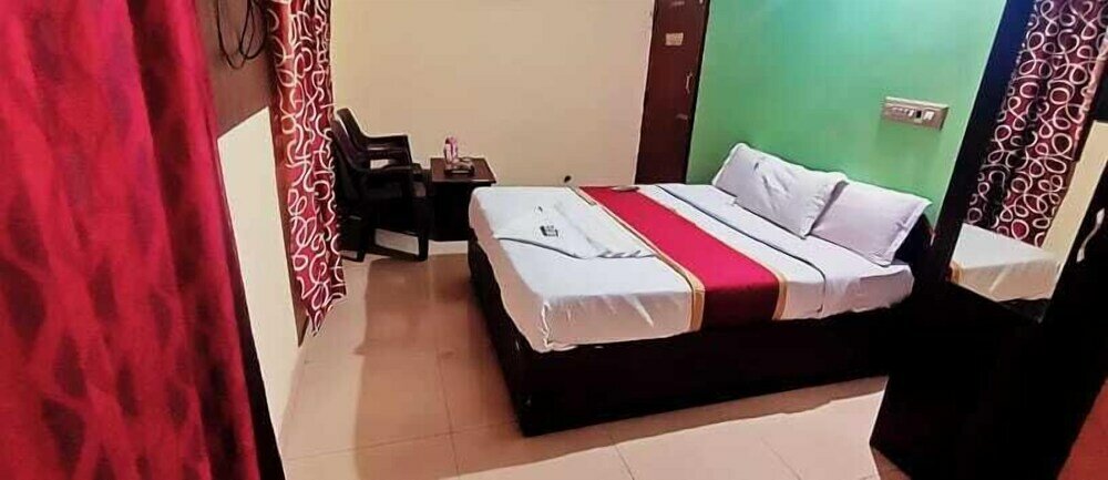 Фото Ashish Residency