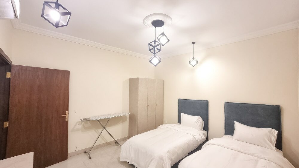 Фото Hometel Alfaysaliyah