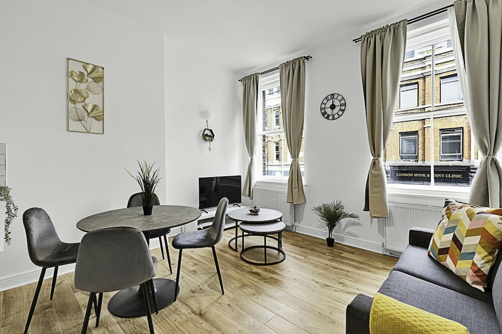 Фото Contemporary Oasis in Paddington