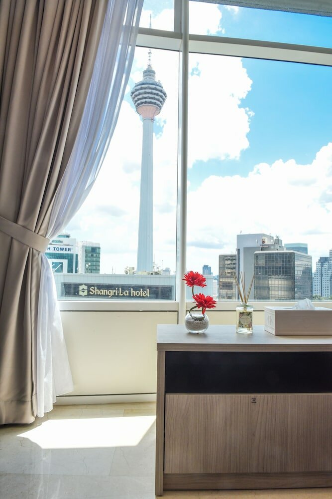 Фото Klcc Service Apartments