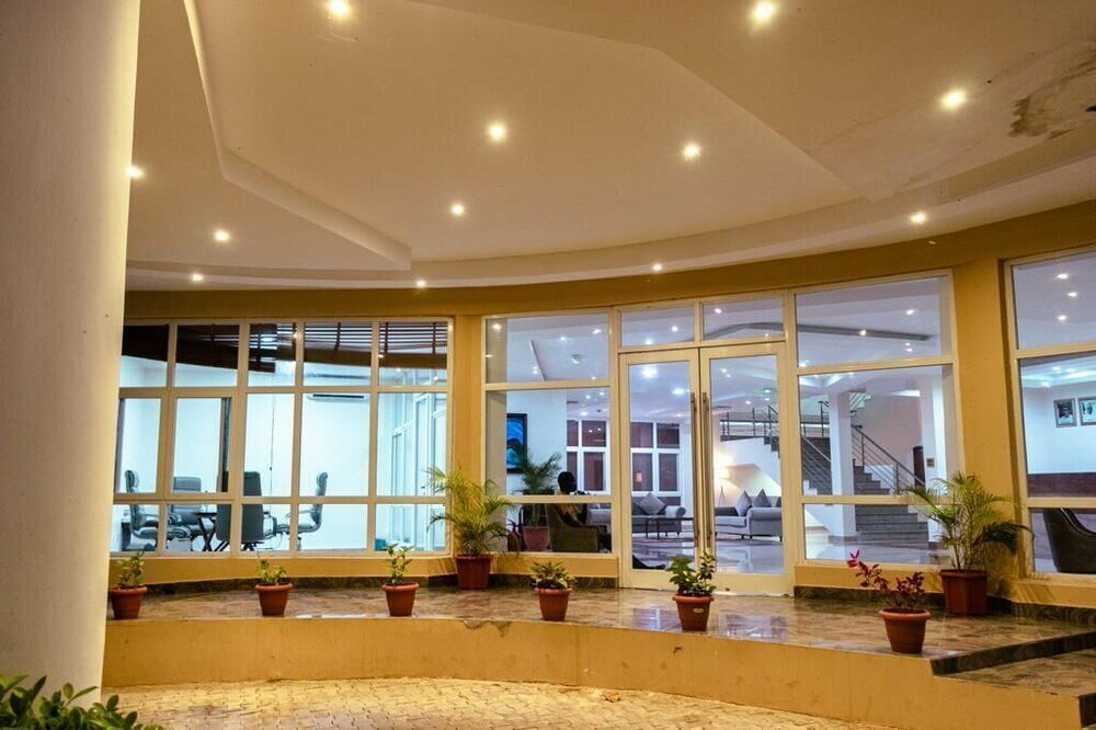 Фото отеля 3