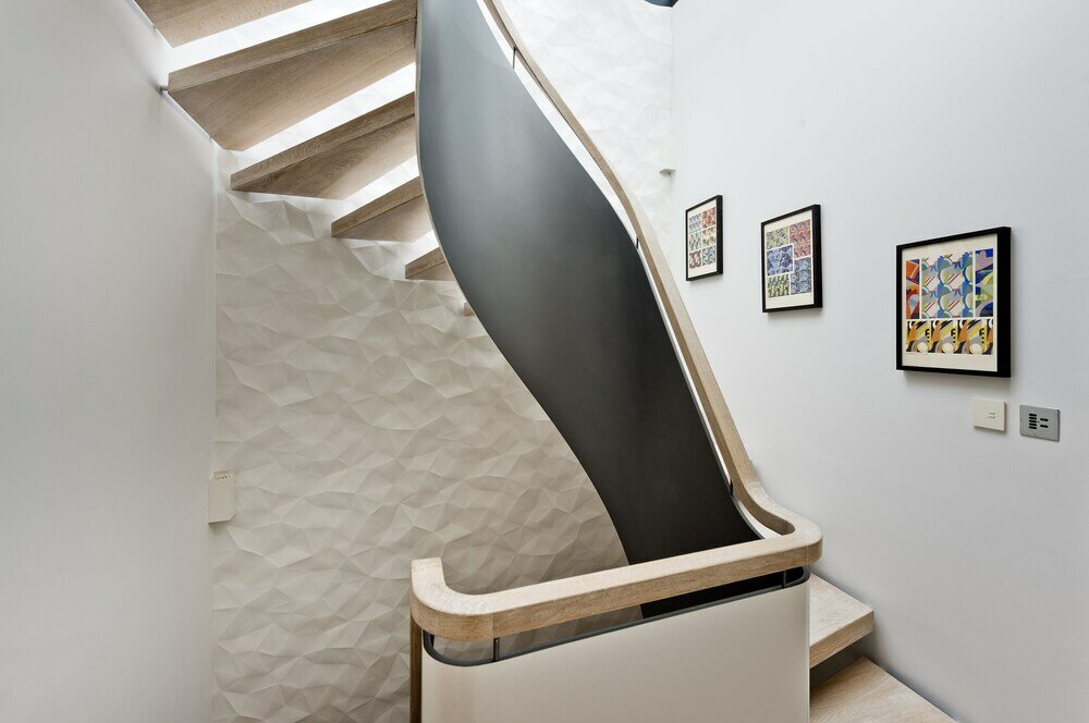 Фото Amazing South Kensington Mews House by Underthedoormat