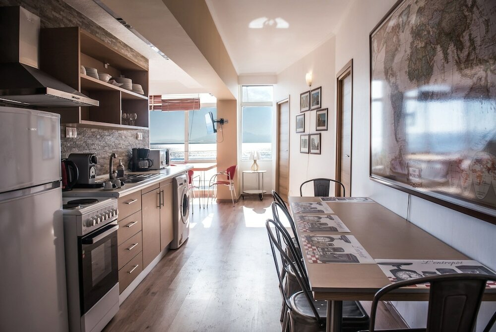 Фото Morrison Apt by halu! Apartments