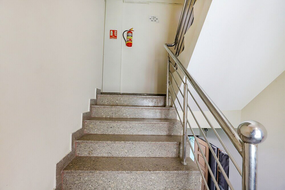 Фото Fabexpress Ocsa Inn