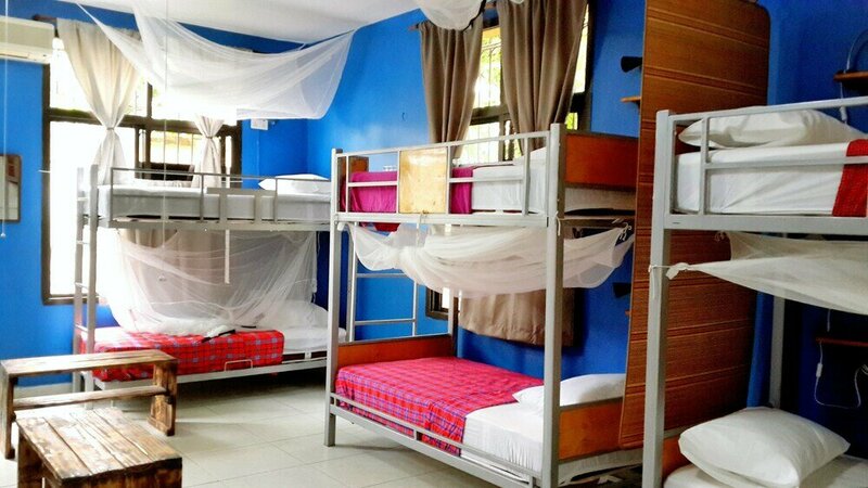 Гостиница Hunch Backpackers Hostel в Дар-эс-Саламе