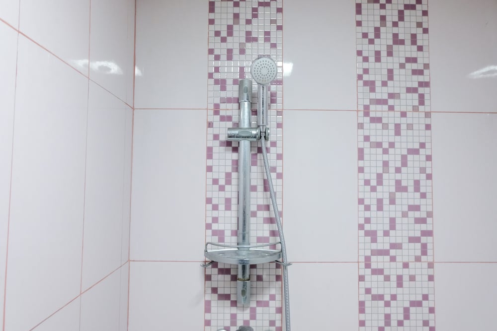 Фото Best Deal 2Br At Suites @Metro Apartment