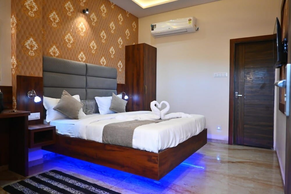 Фото Aceotel Inn The Apple Tree