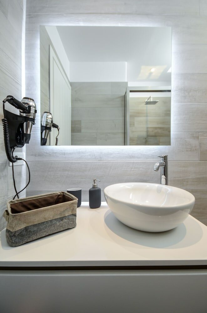 Фото Elegant Apartments