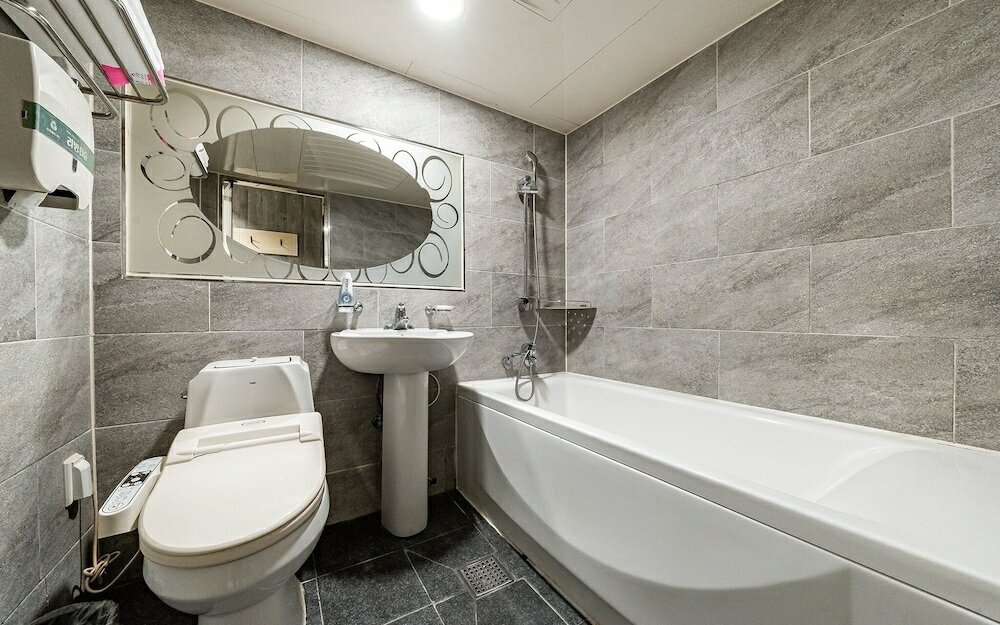 Фото Ansan Geongeondong O2