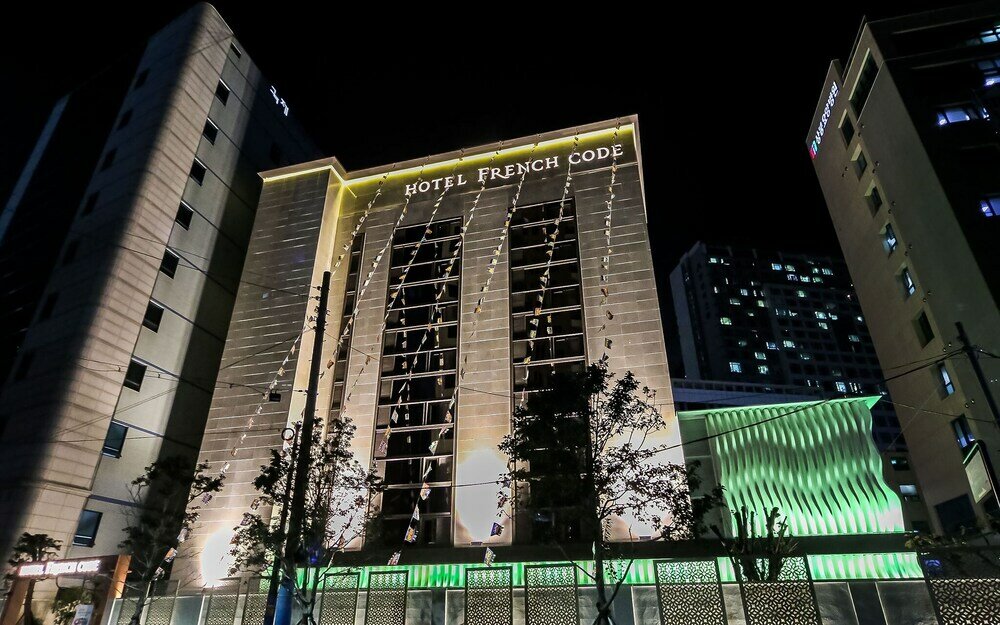 Фото 25 Hours Hotel