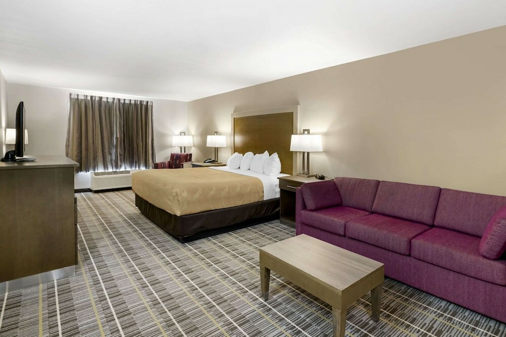 Фото Quality Inn & Suites Carlsbad Caverns Area