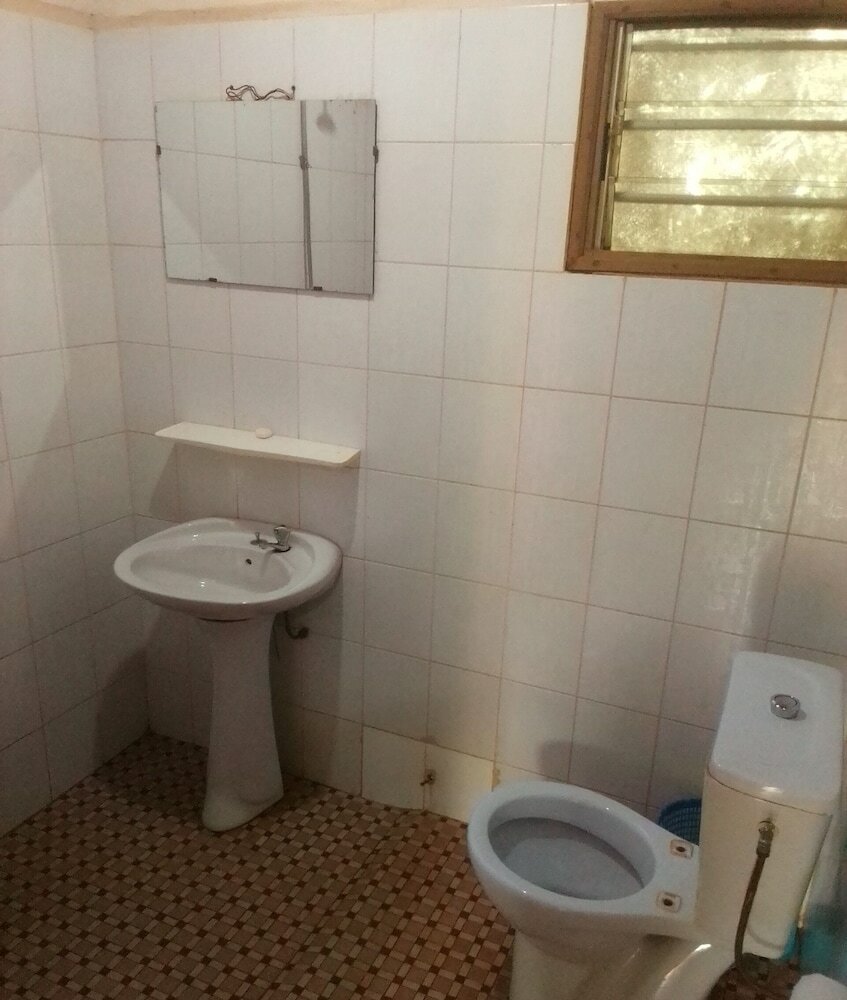 Фото Centre Ayifa Hôtel