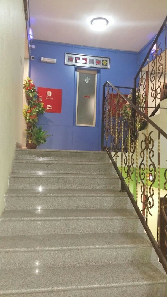 Фото Al Eairy Furnished Apartments Al Ahsa 5