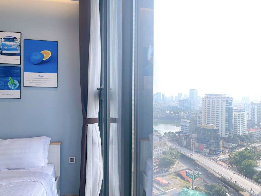 Фото Luxury Apartments Vinhomes Metropolis