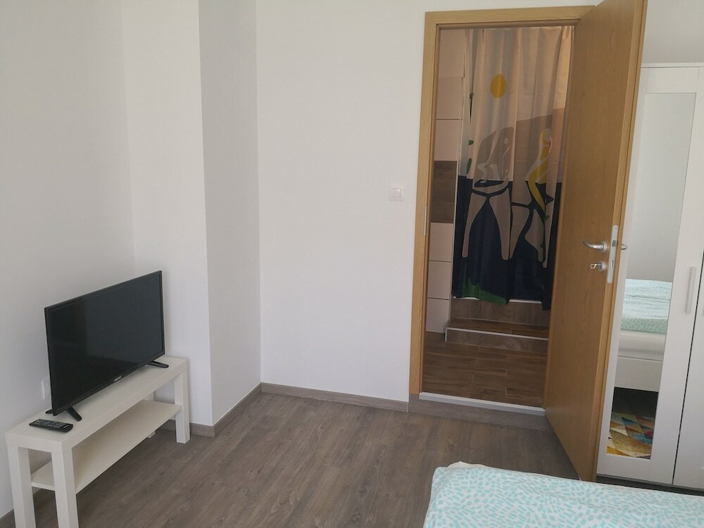 Фото Green Garden Plus Apartman