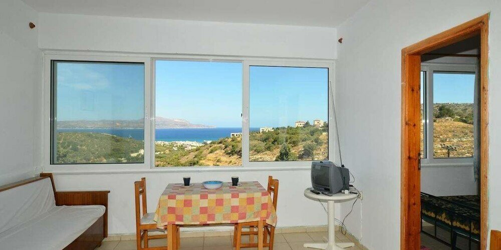 Фото Kaloudis Apartments