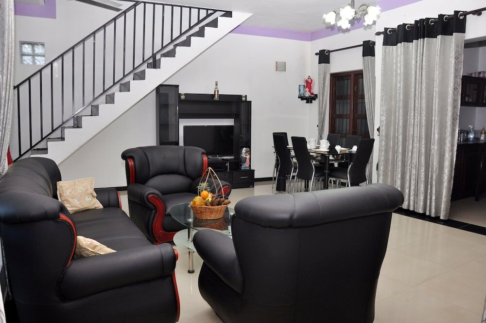 Фото Chrish Residence Negombo