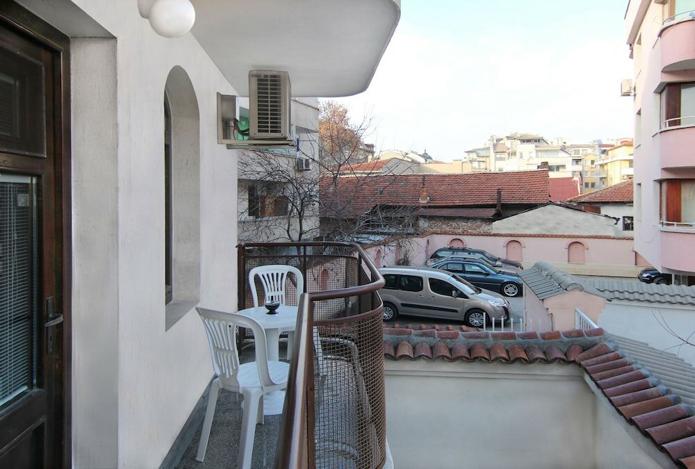 Фото Eco Apartments Plovdiv